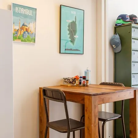 Apartment Radiant&charming Studiopoissonnieregare De L'est Paris